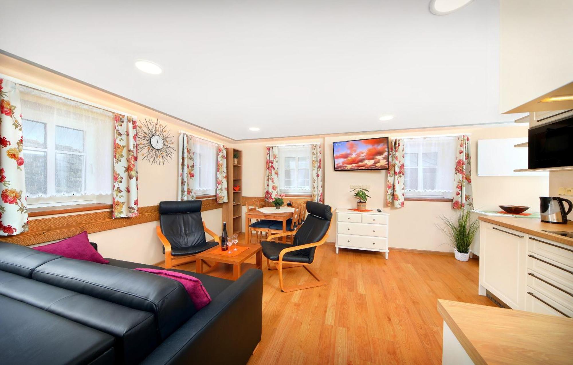 Apartmany Mlyn Рокитнице над Ийзероу Екстериор снимка
