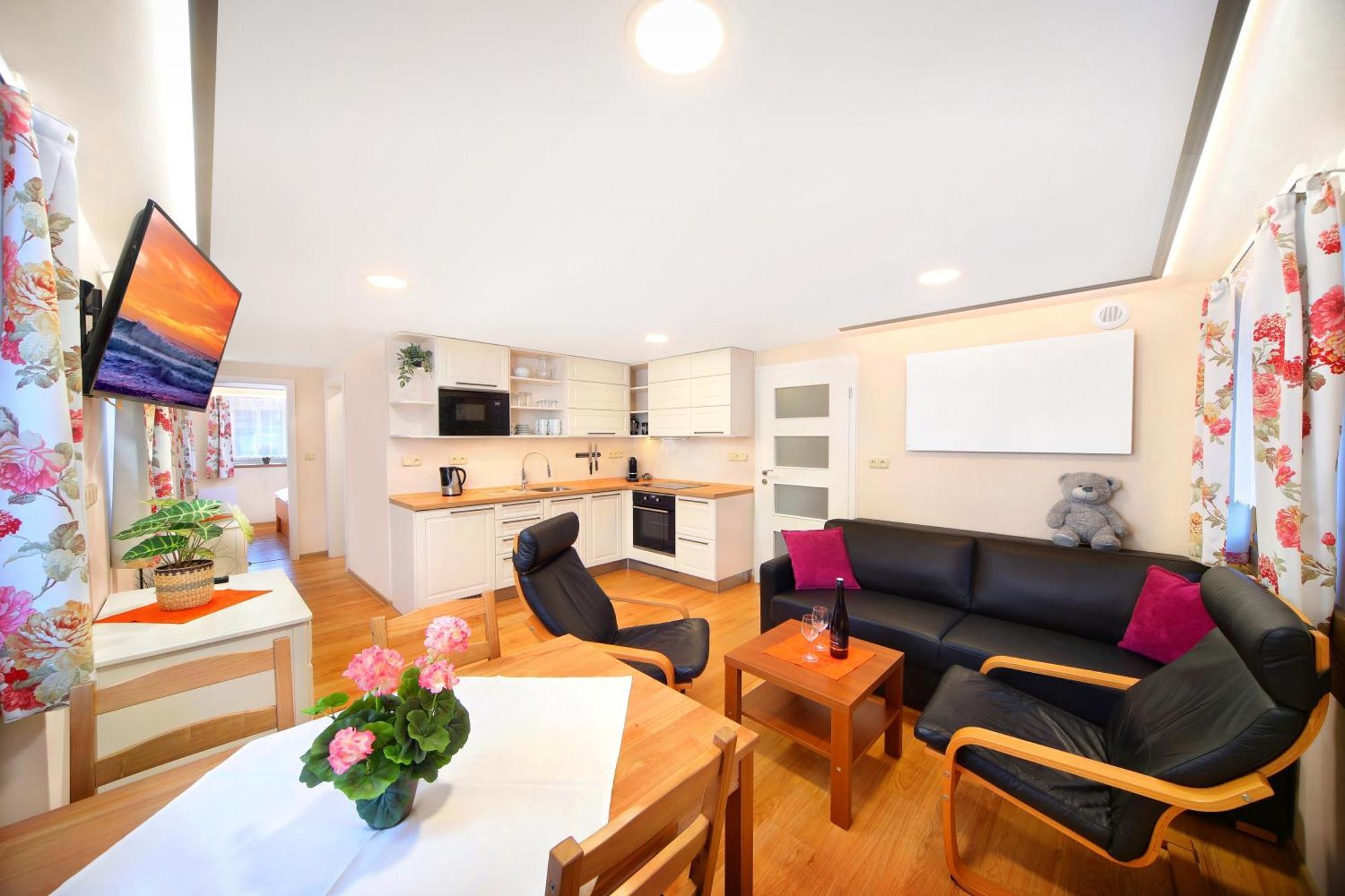 Apartmany Mlyn Рокитнице над Ийзероу Екстериор снимка